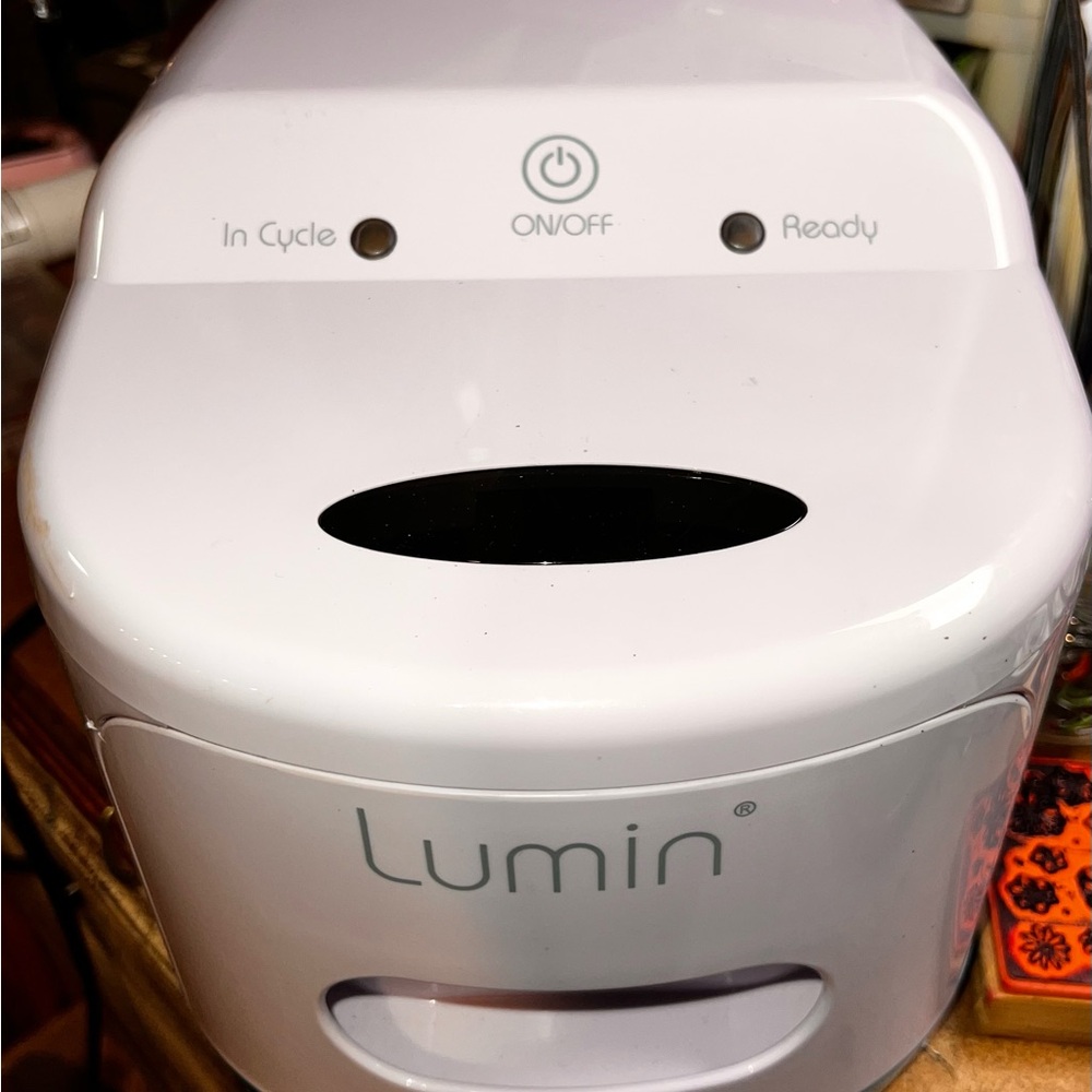 Lumin White Sanitizer